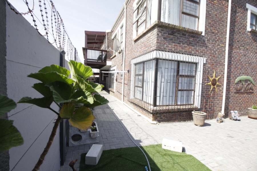  Bedroom Property for Sale in C Place Eastern Cape